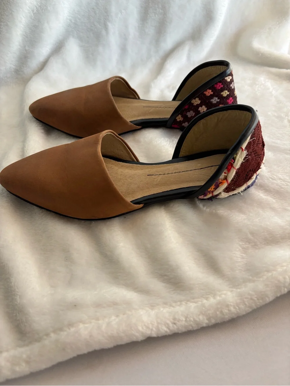 Free People Rajah D’Orsay Embroidered Flats Size 36/6